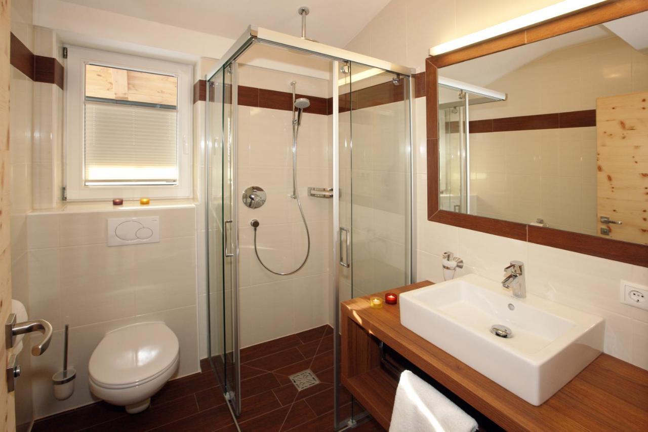 Appartements Alpenkristall Zell am Ziller Szoba fotó